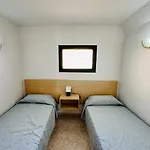 Ocean Front Cozy 2 Bedroom, 3 Beds Spacious- Netflix, Pool, Lift & Fast Wifi Apartmán *